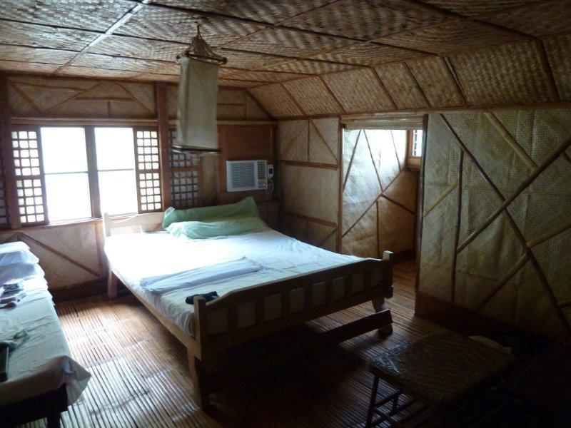 Bamboo House Beach Lodge & Restaurant Puerto Galera Eksteriør billede