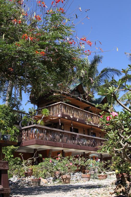 Bamboo House Beach Lodge & Restaurant Puerto Galera Eksteriør billede